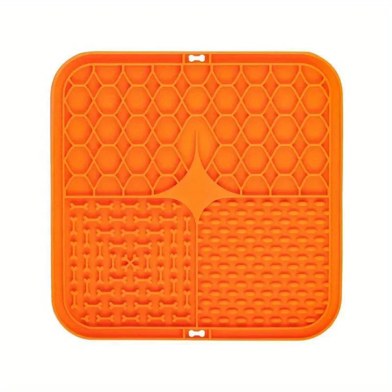 Silicone Dog Licking Mat – Slow Feeder with Suction Cups