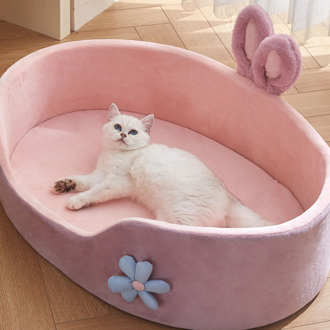 Detachable Pet Bed – Washable with Anti-Slip Base