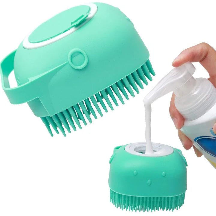 Dog Shampoo Brush – 2-in-1 with 80ml Reservoir