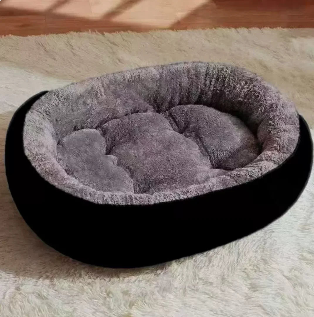Oval Plush Pet Bed – Raised Rim & Anti-Slip