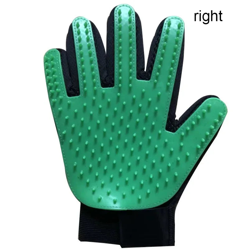 Pet Grooming Glove – Gentle Deshedding & Ergonomic Fit